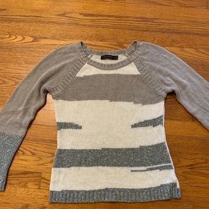 THE LIMITED, medium sweater